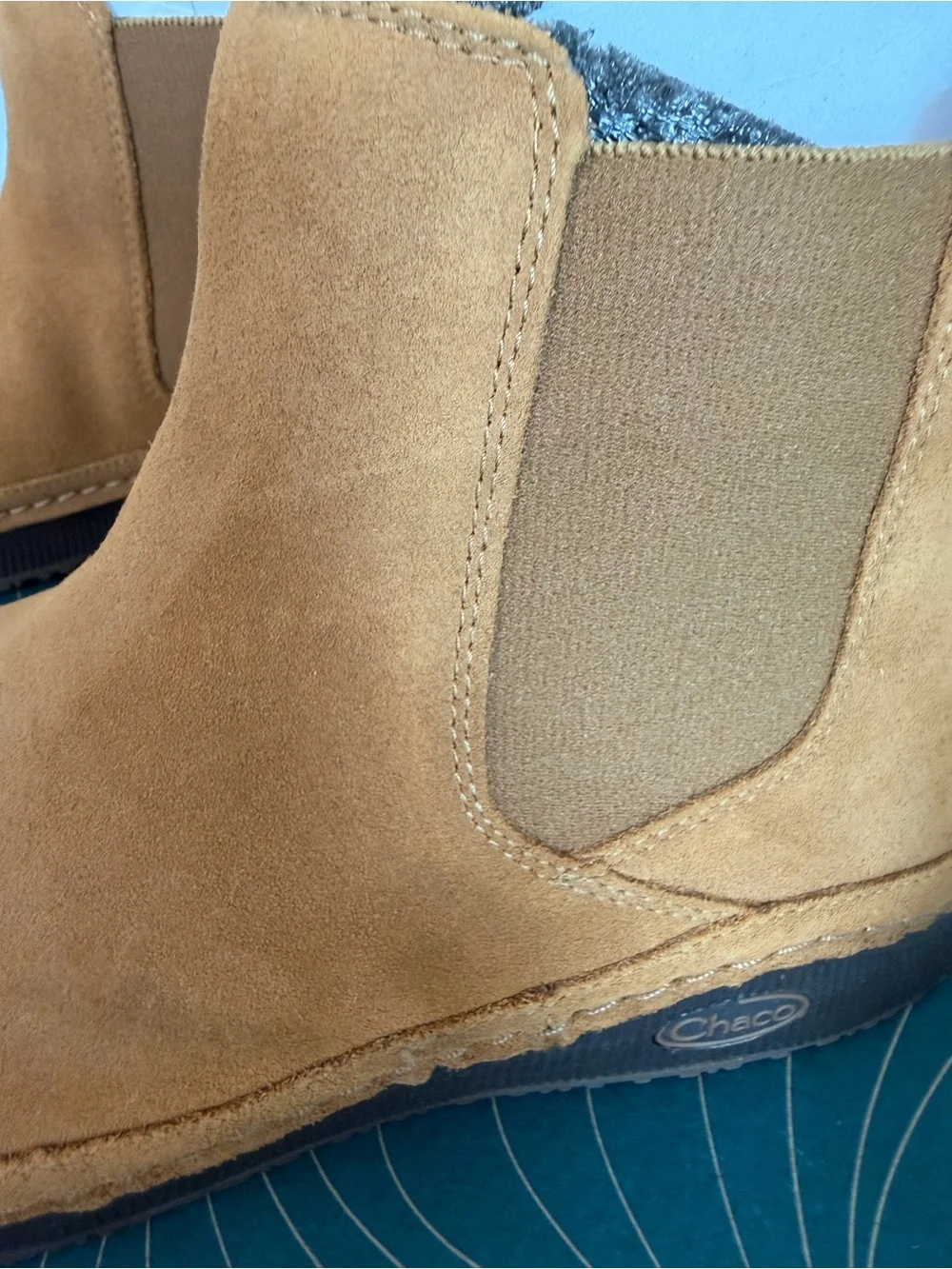 Chaco Paonia Chelsea Caramel Brown Wool Lined Suede Nonskid Ankle Boots 9